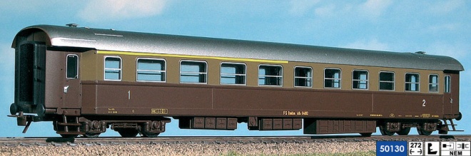 Passenger car 1st/2nd class type ABz 64191 for international trains<br /><a href='images/pictures/ACME/acme50130.jpg' target='_blank'>Full size image</a>